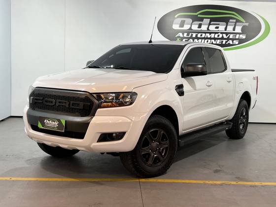 FORD RANGER 2.2 XLS 4X4 CD 16V DIESEL 4P MANUAL FORD RANGER 2.2 XLS 4X4 CD 16V DIESEL 4P MANUAL